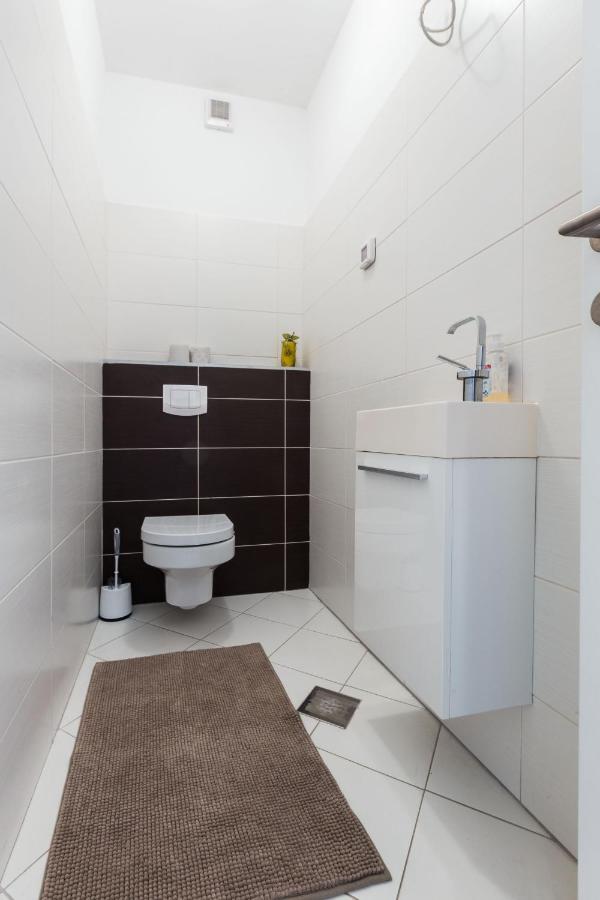 Hoplite 2Br Apartment With Free Parking Zadar Buitenkant foto